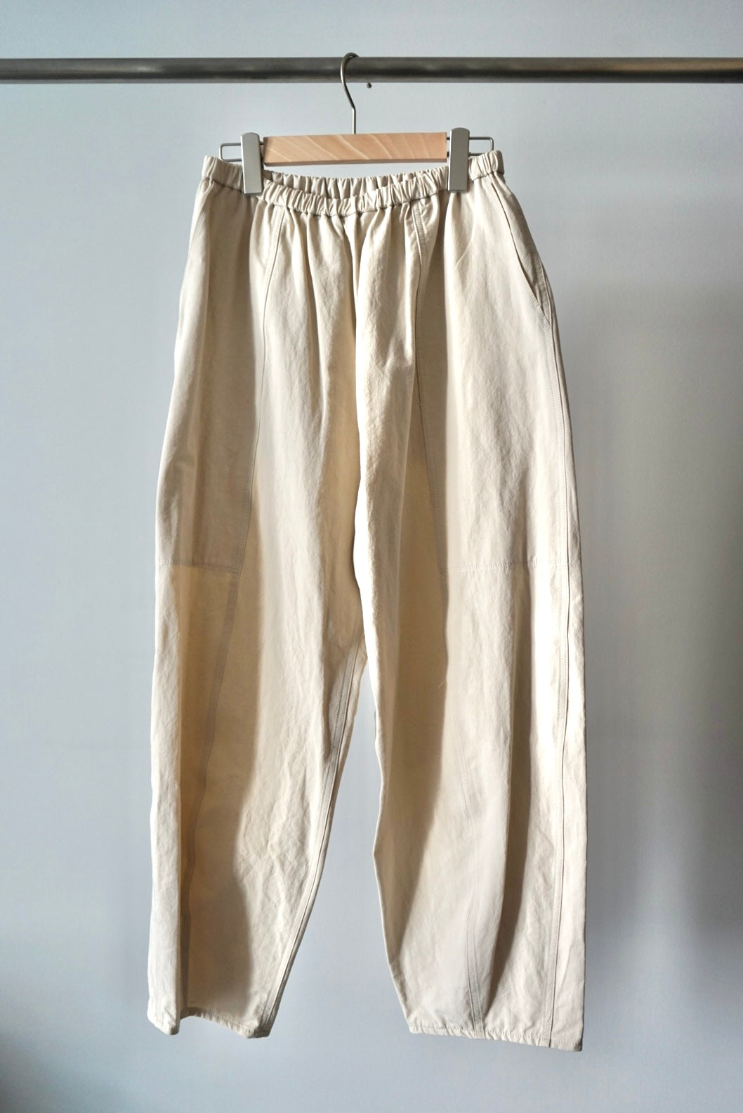 【HAKUJI】 Cotton linen weather pants sand