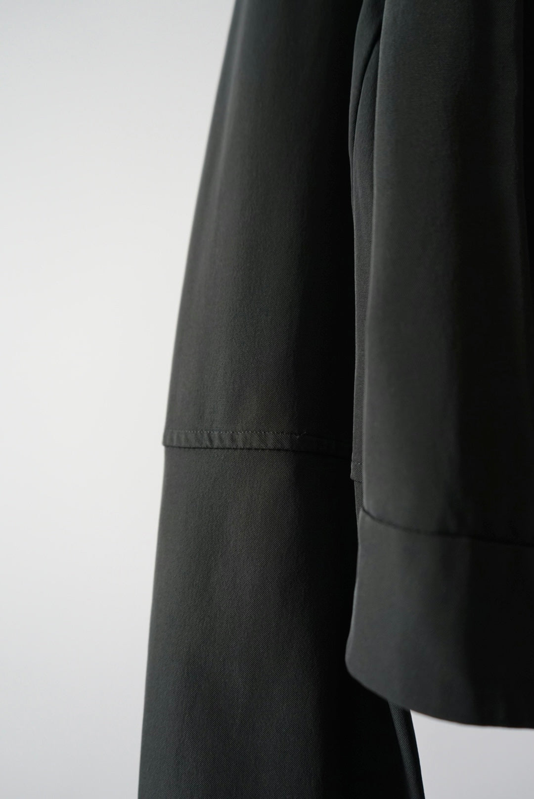 Dark green design short jacket