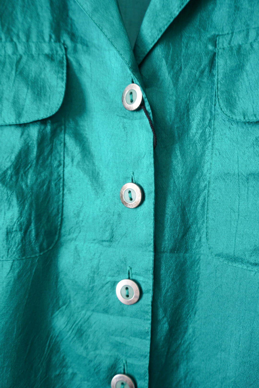 Shiny open collar shirt