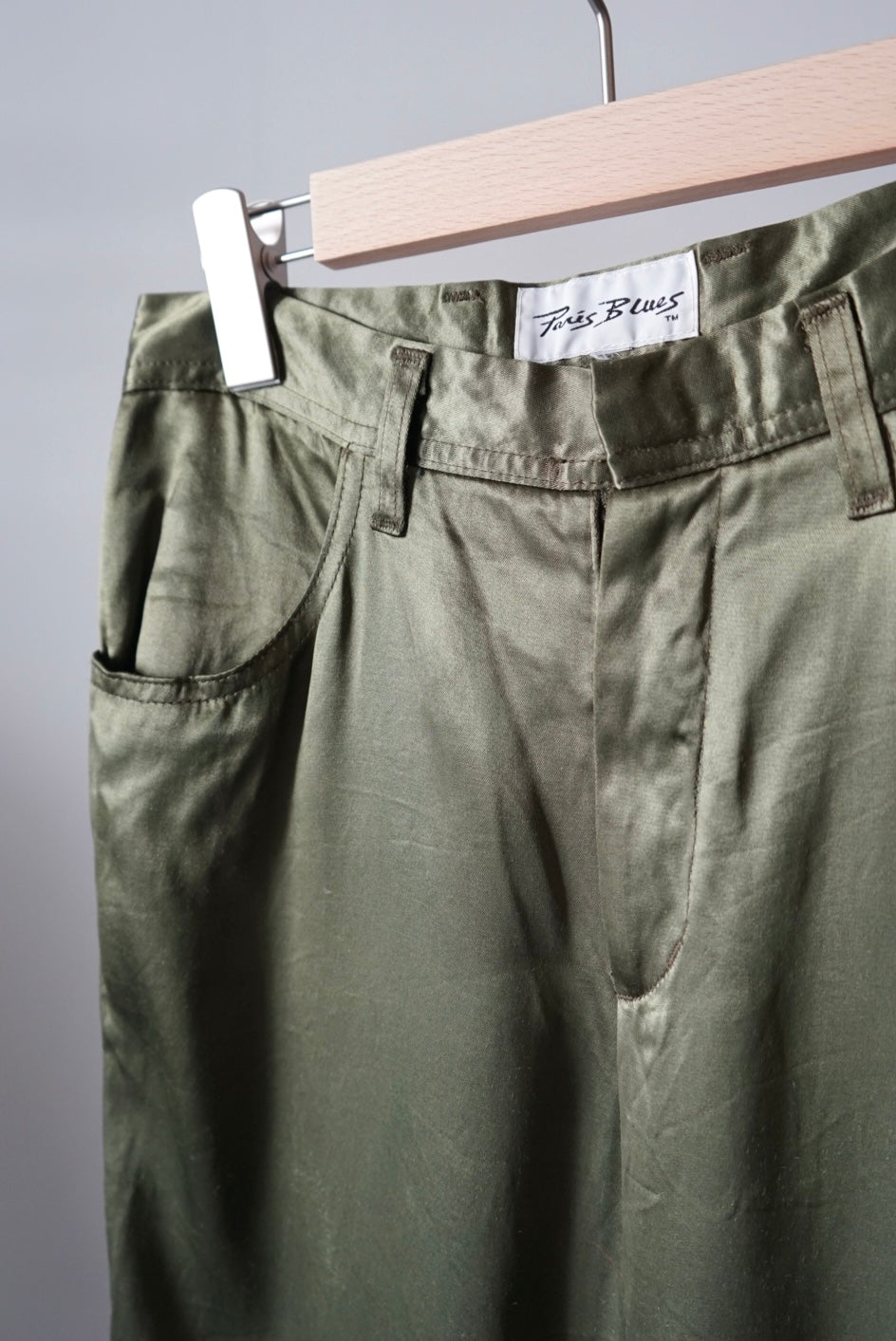 Yoke back pocket satin pants
