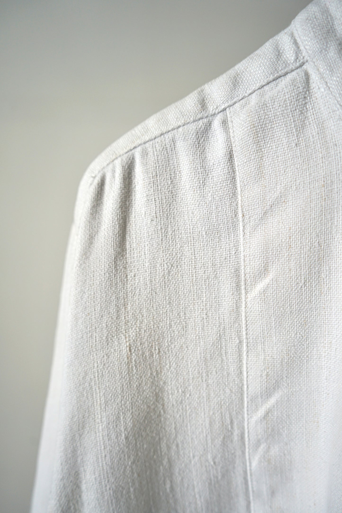 "eskandar" heavy linen pullover shirt made in England