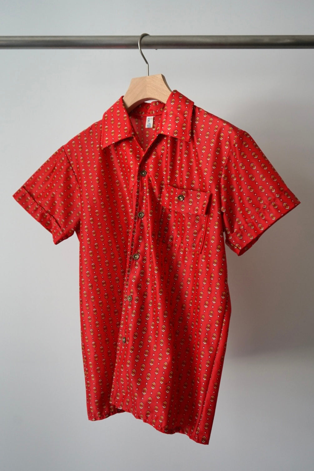 Euro pattern open collar shirts