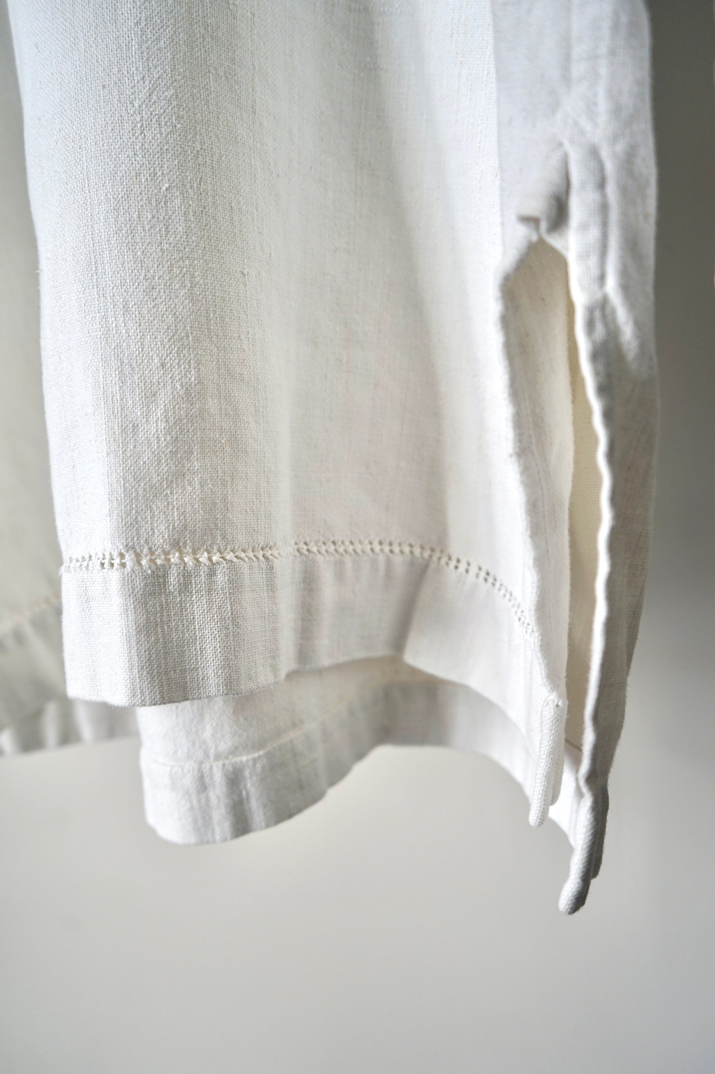 "eskandar" heavy linen pullover shirt made in England