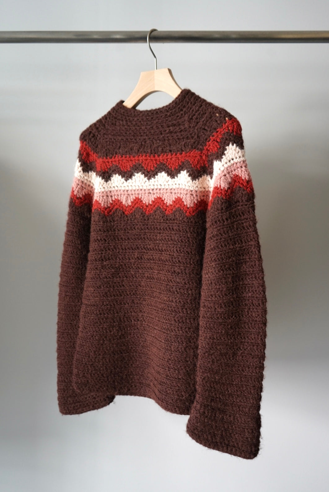 Flair sleeve alpaca knit