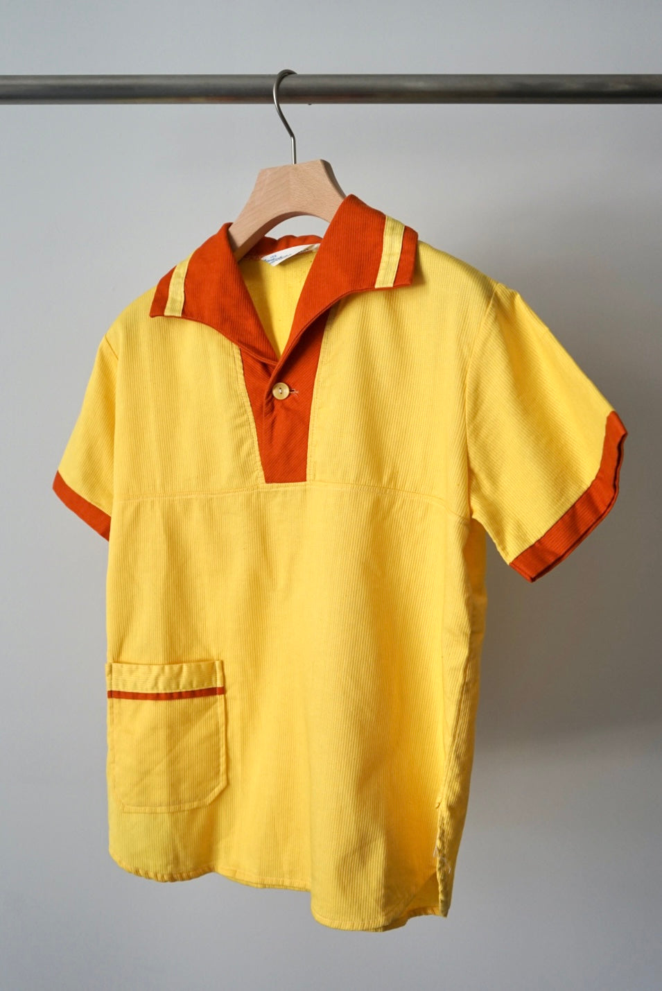 Around 60's italian collar pullover shirts