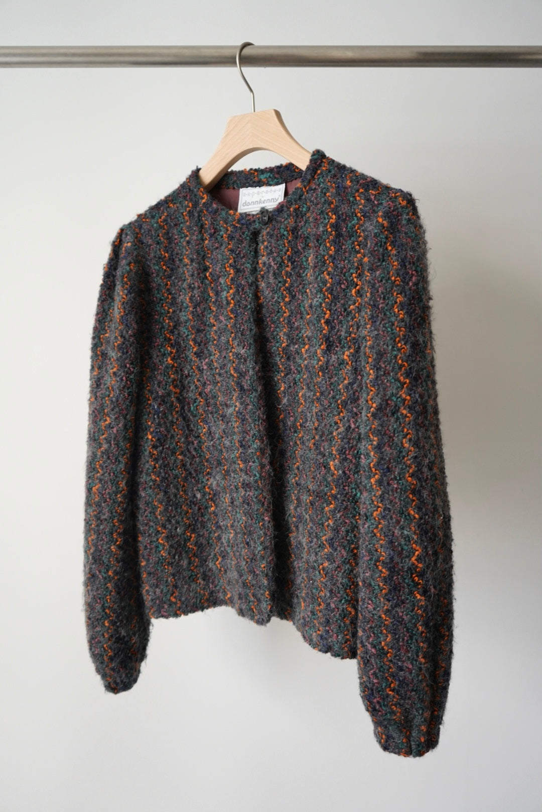 Color design cardigan jacket