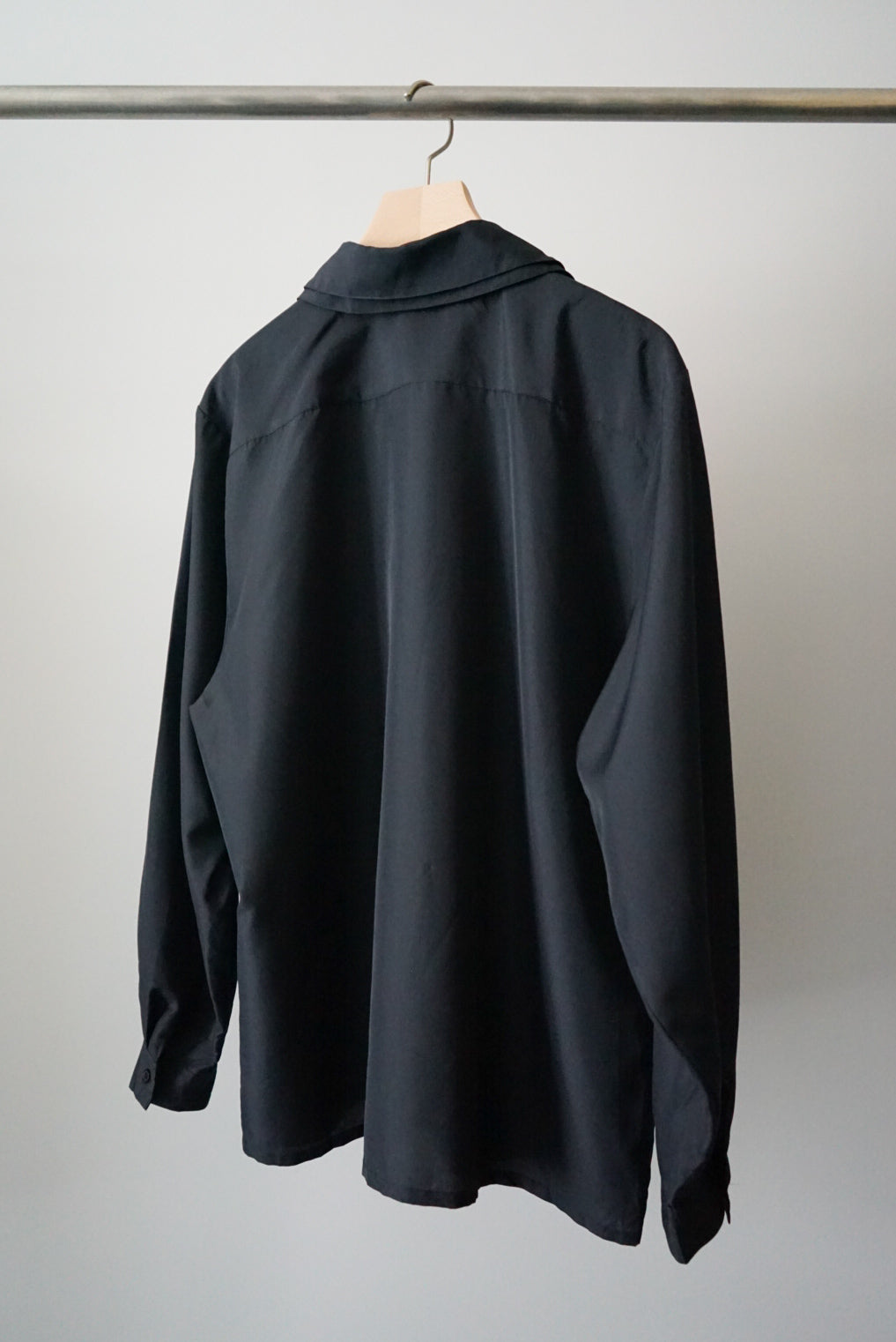 Double collar buttons shirt