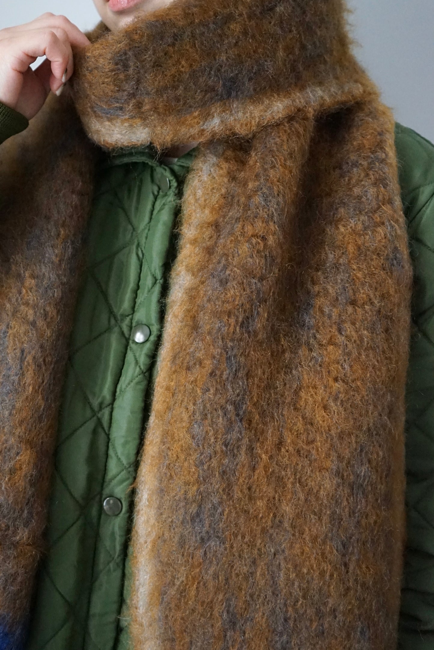 【MANTAS EZCARAY】TWIST FRAME