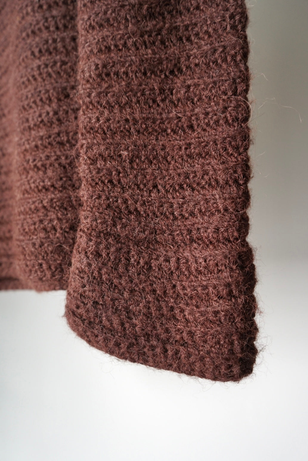 Flair sleeve alpaca knit