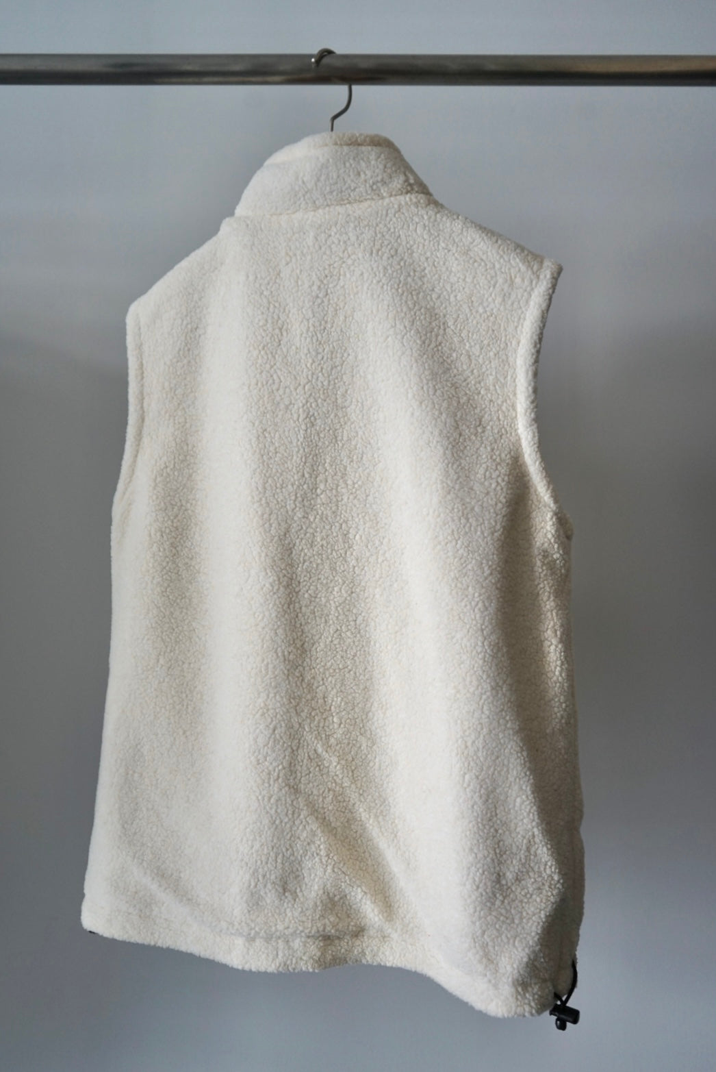 Reversible nylon / boa vest