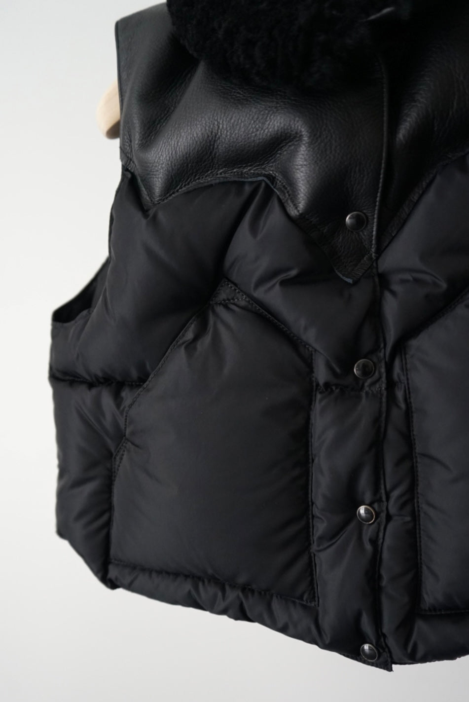 【Rocky Mountain Featherbed】ANNELLE VEST