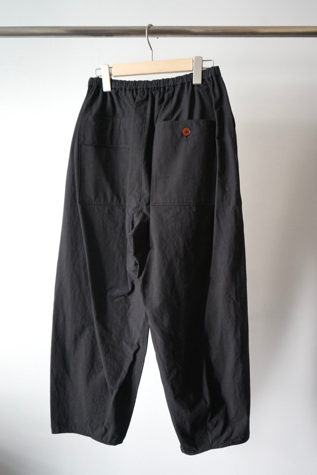 【HAKUJI】 Cotton linen weather pants black