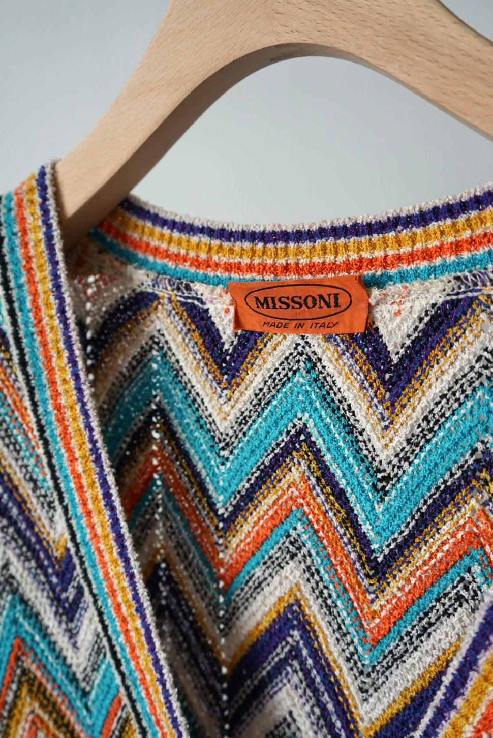"MISSONI" Designer's knit cardigan made in Italy