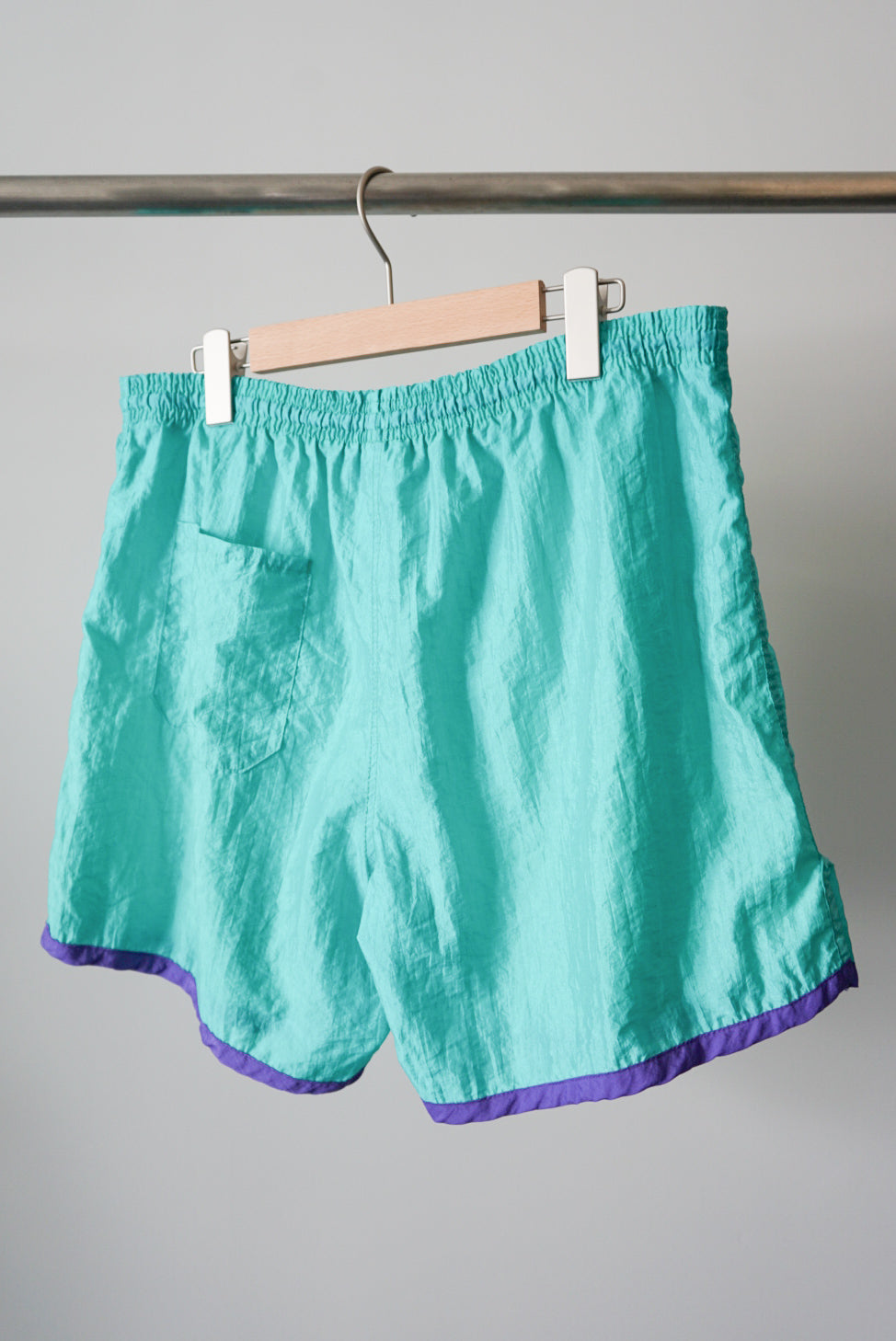 Bicolor nylon short pant