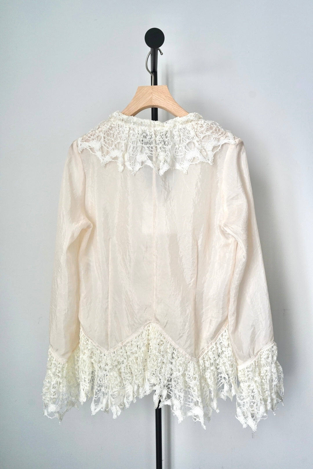 【EUCHRONIA】Original Torsion Lace Blouse -ivory-