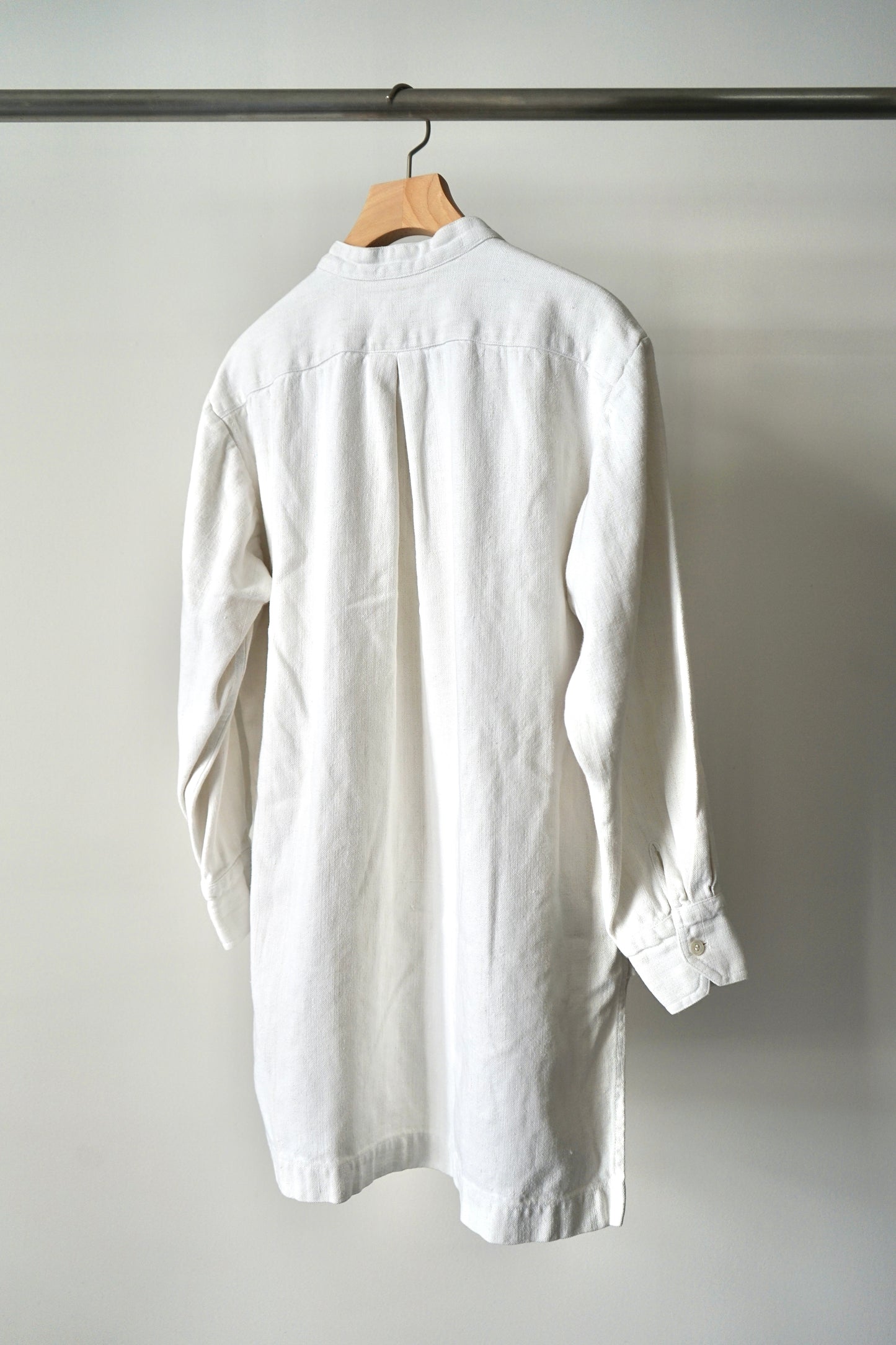 "eskandar" heavy linen pullover shirt made in England