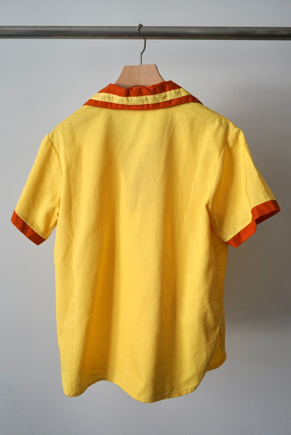 Around 60's italian collar pullover shirts