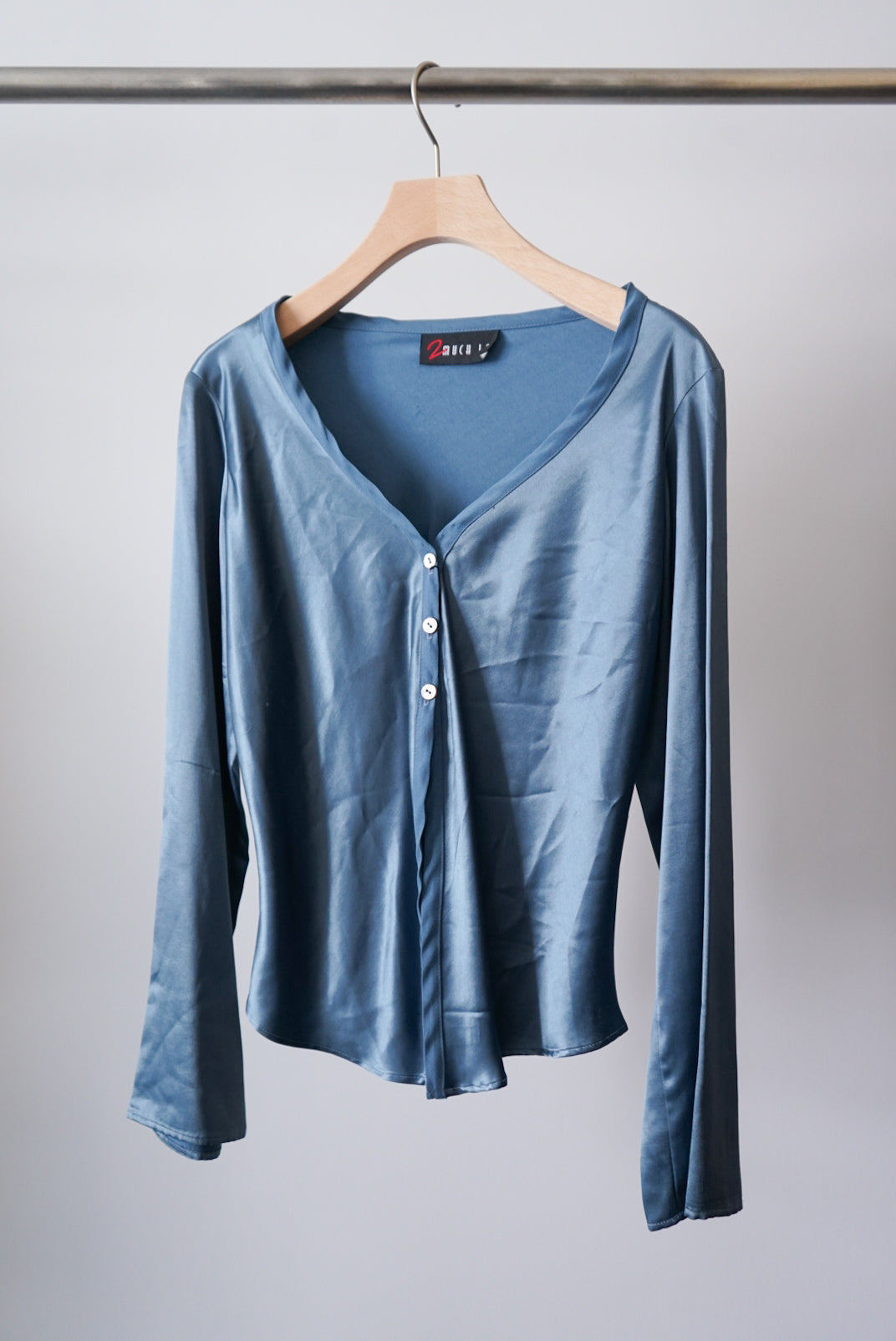 Flare sleeve satin cardigan