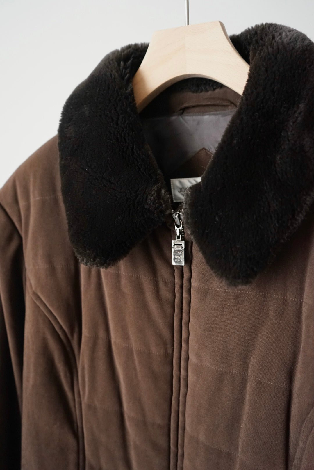 Fake fur collar zip up jacket