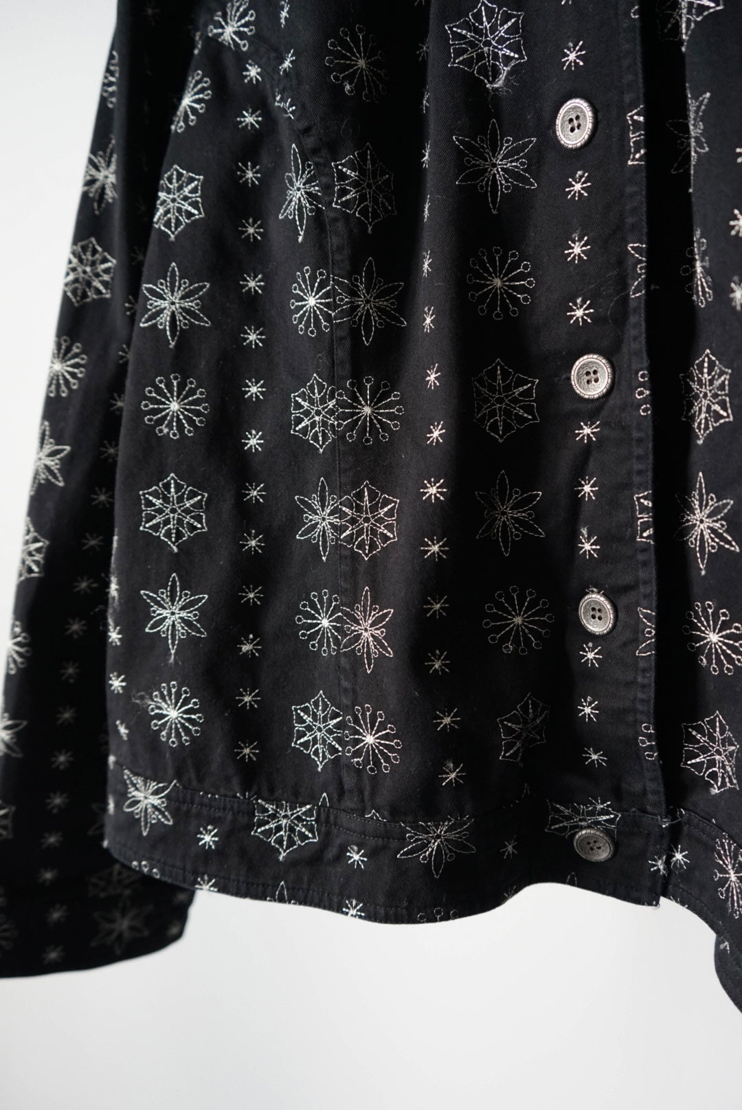 Embroidery tracker jacket