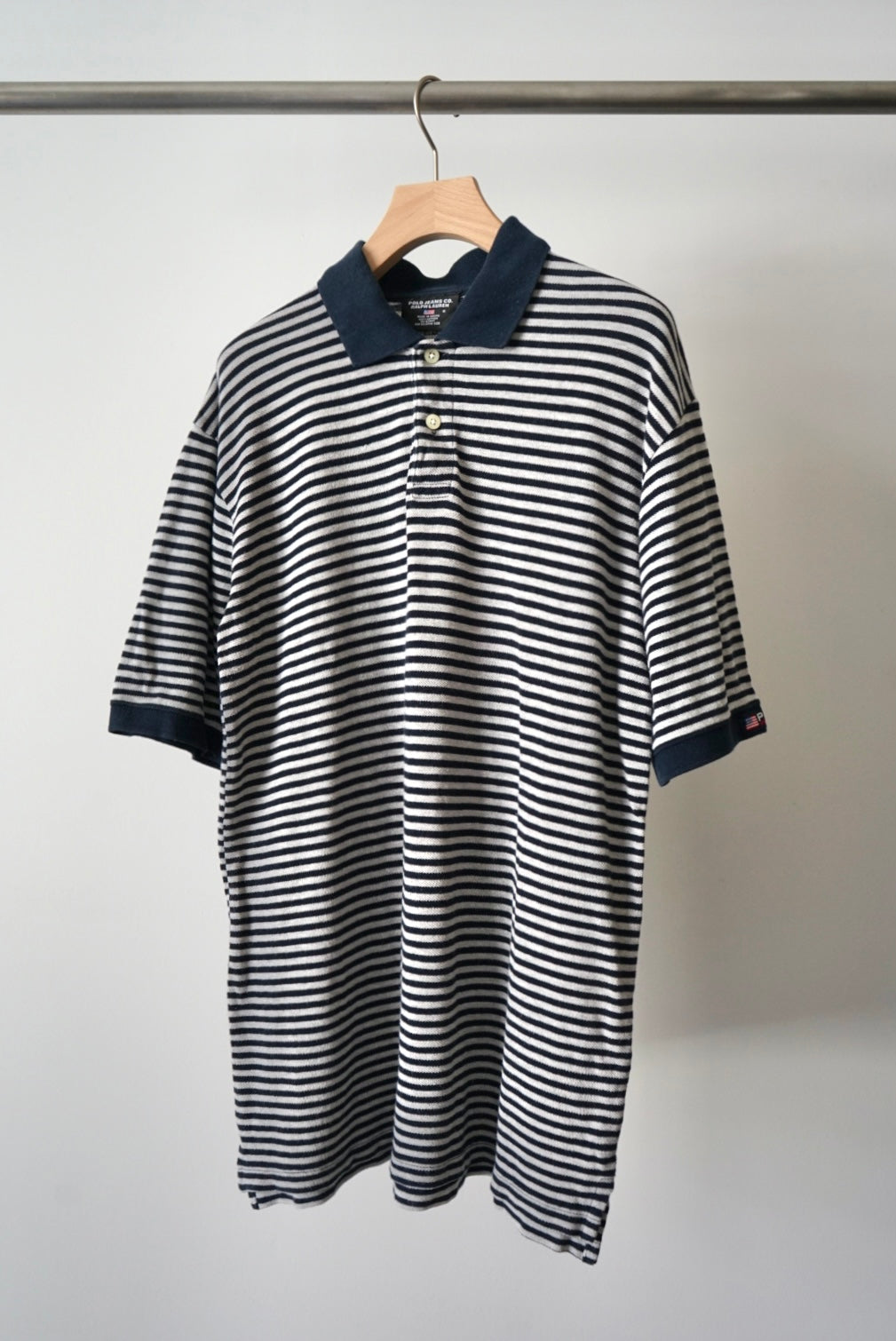 Plain border polo