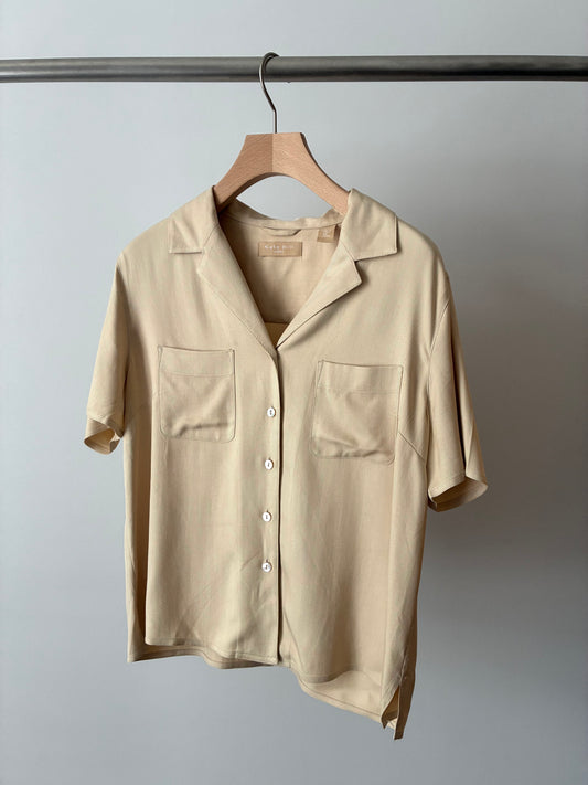 Silk half sleeve open collar shirt