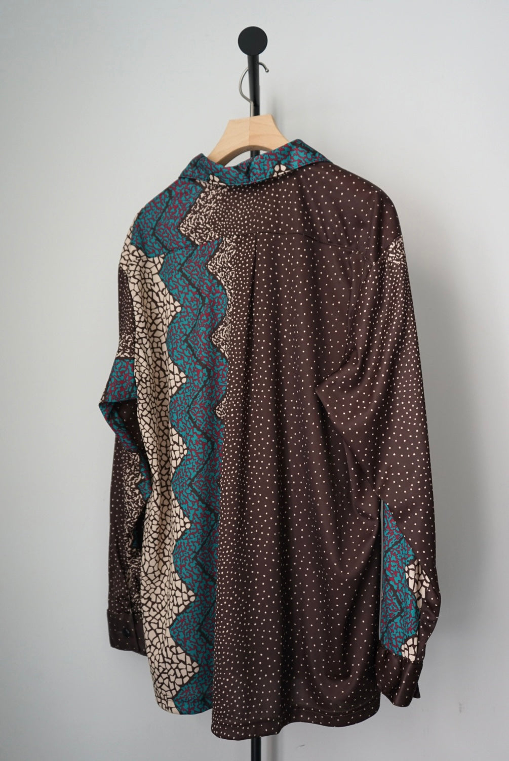Multi pattern open collar shirts
