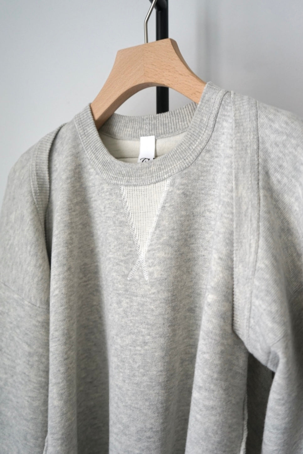 【tyn.TGOR】Saparate sweat -l.gray-