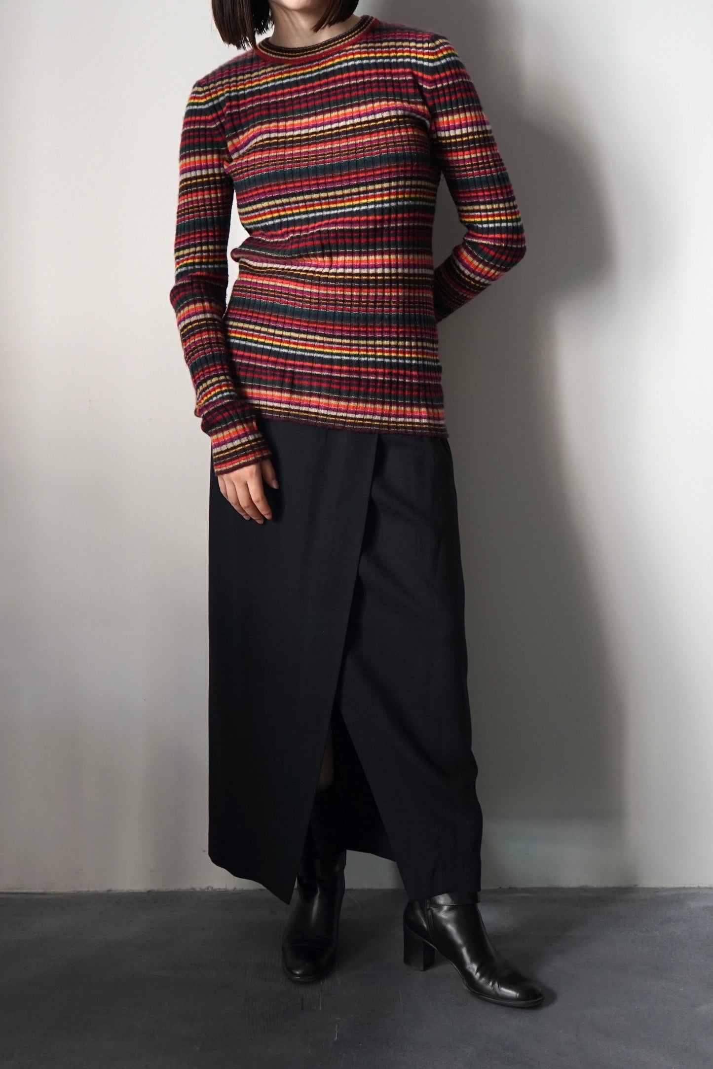 Cashmere border knit