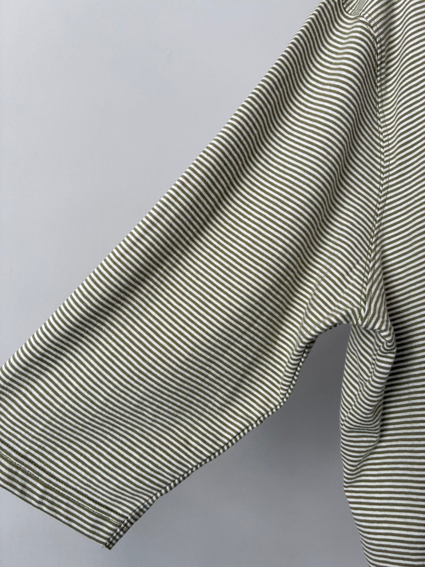 "ORVIS" cropped sleeve stripe tee