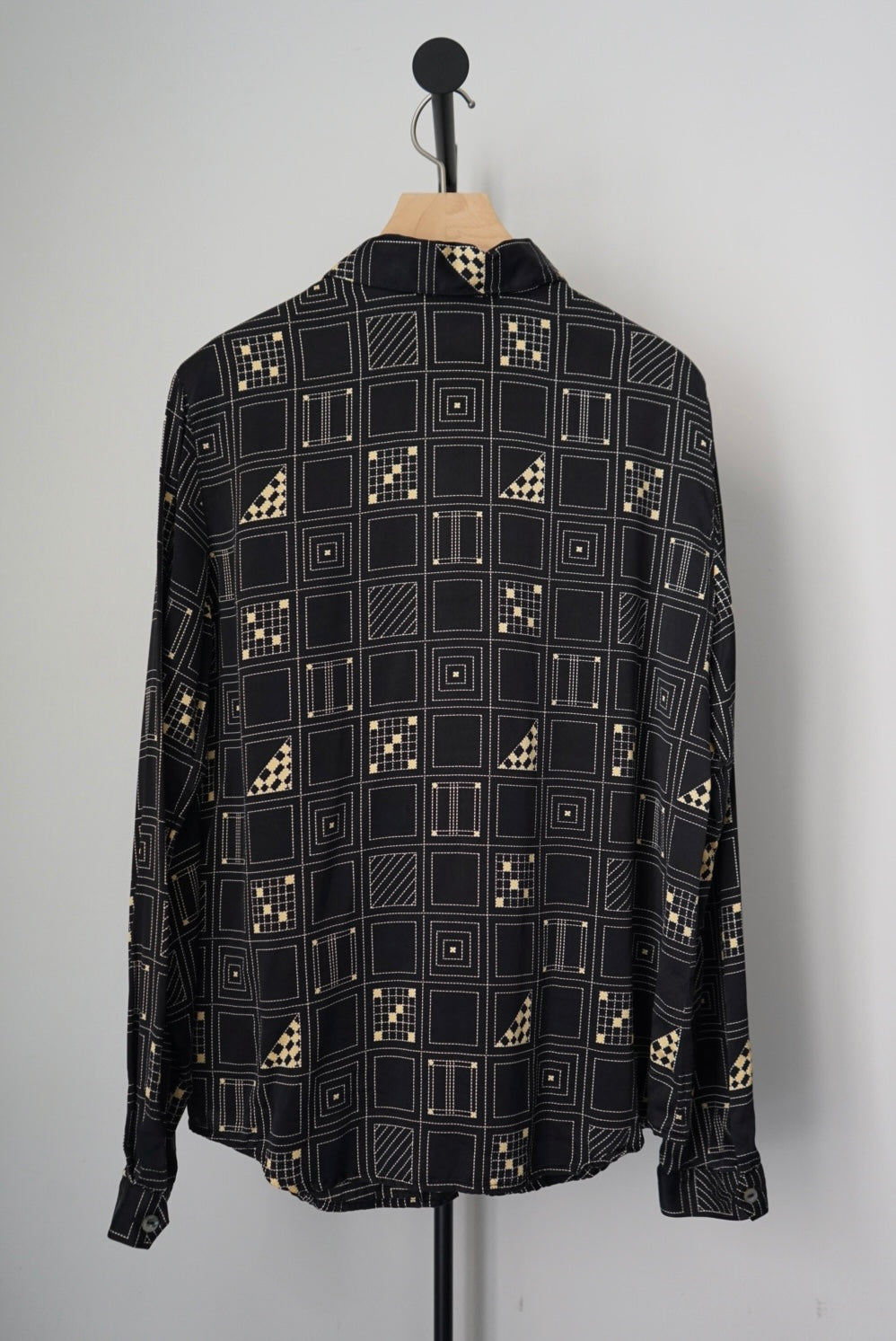 Shapes silk shirts