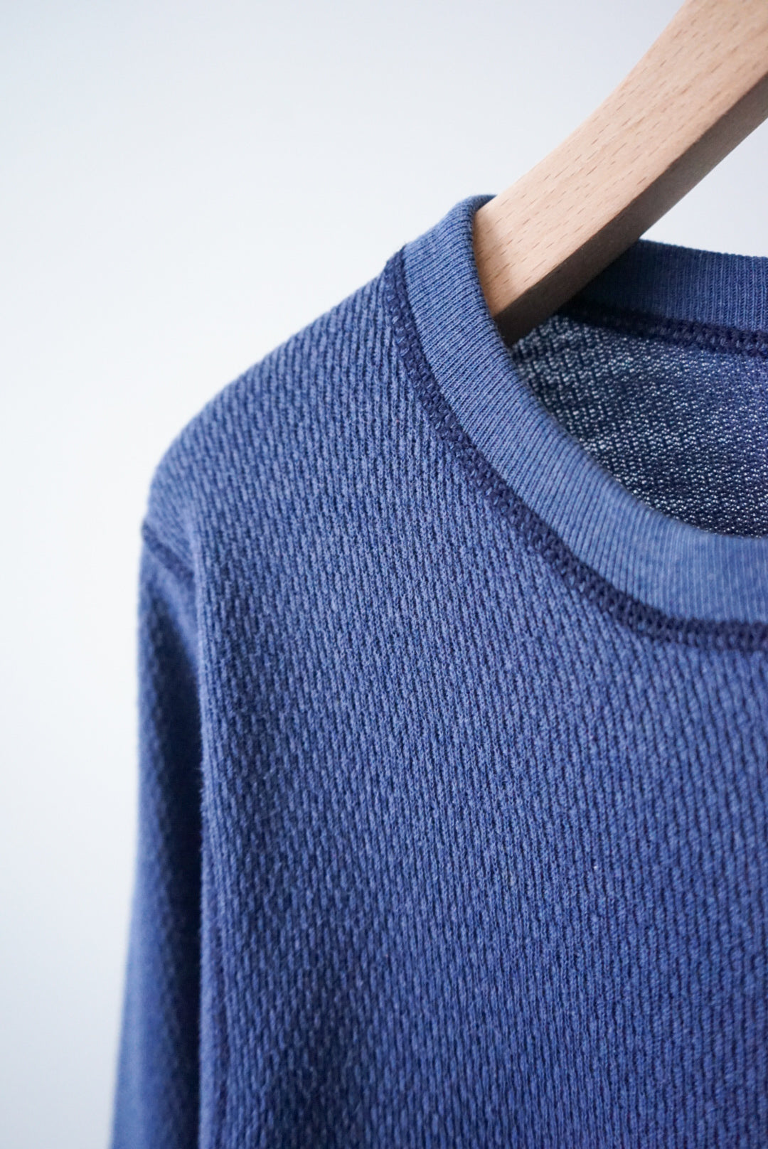 Henry neck indigo thermal