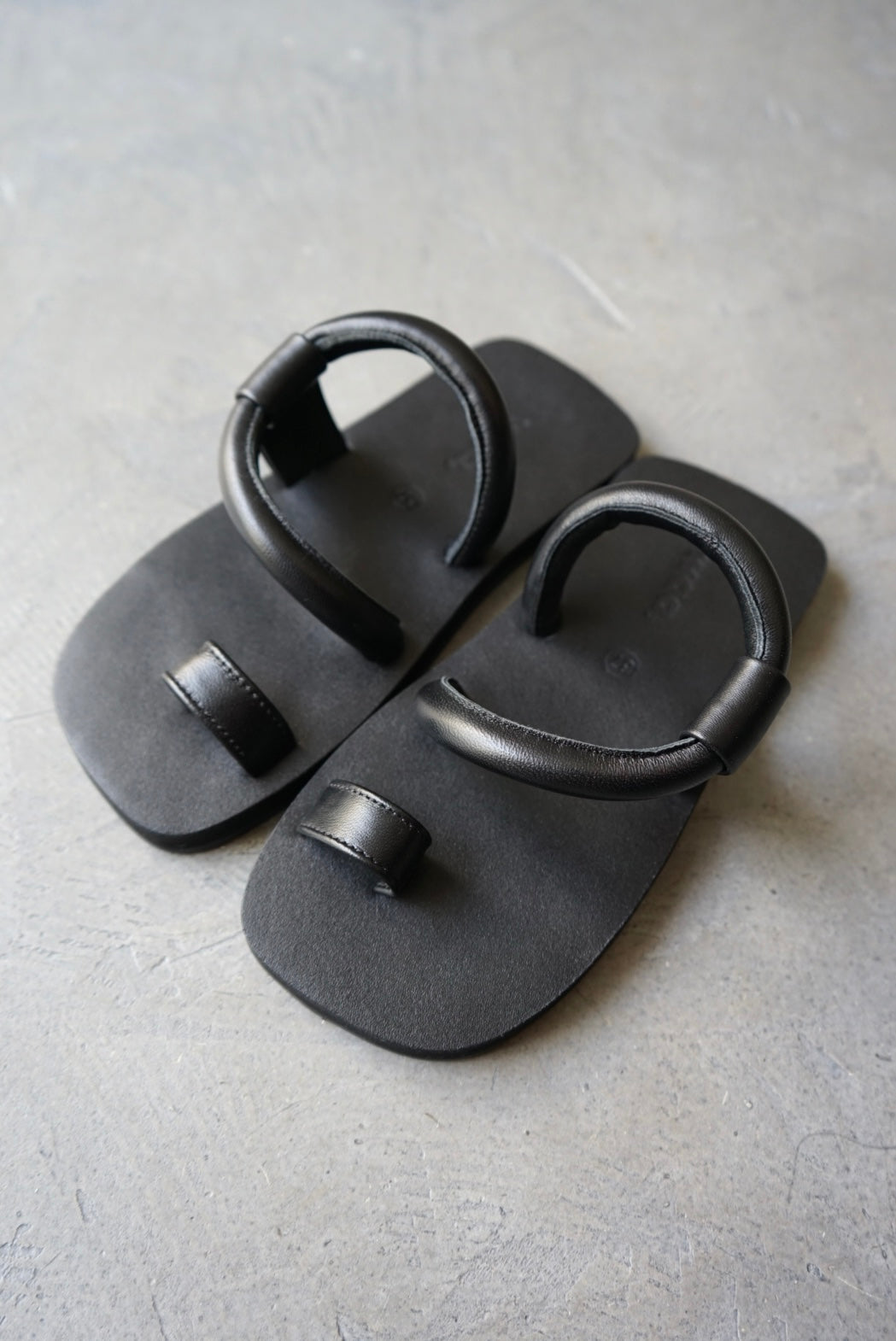 【Waa.studios】NO SANDALS