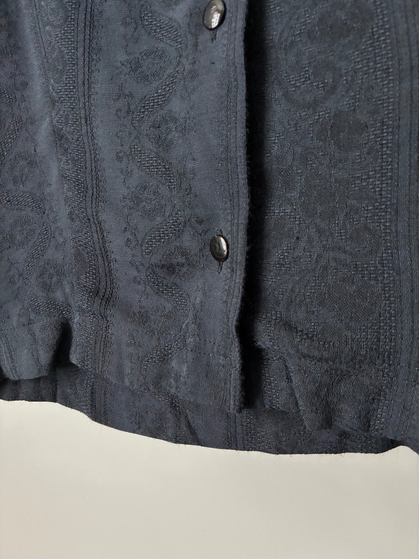 Embroidery viscose linen vest made in Italy