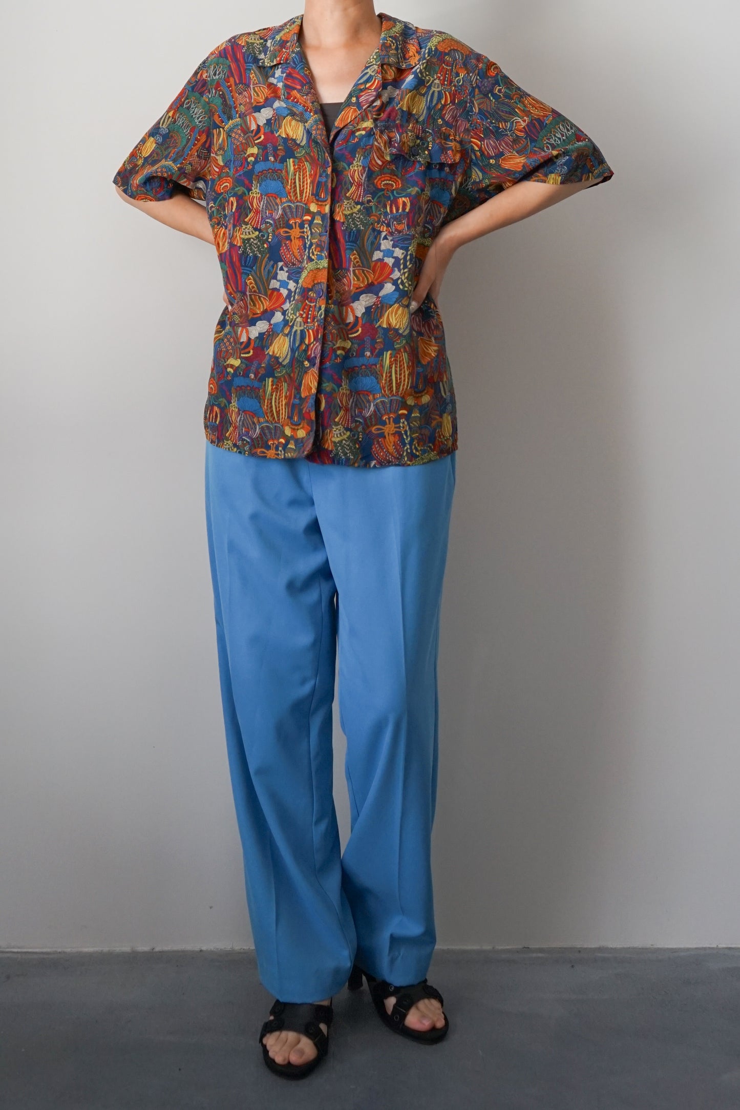 Tassel pattern silk shirt