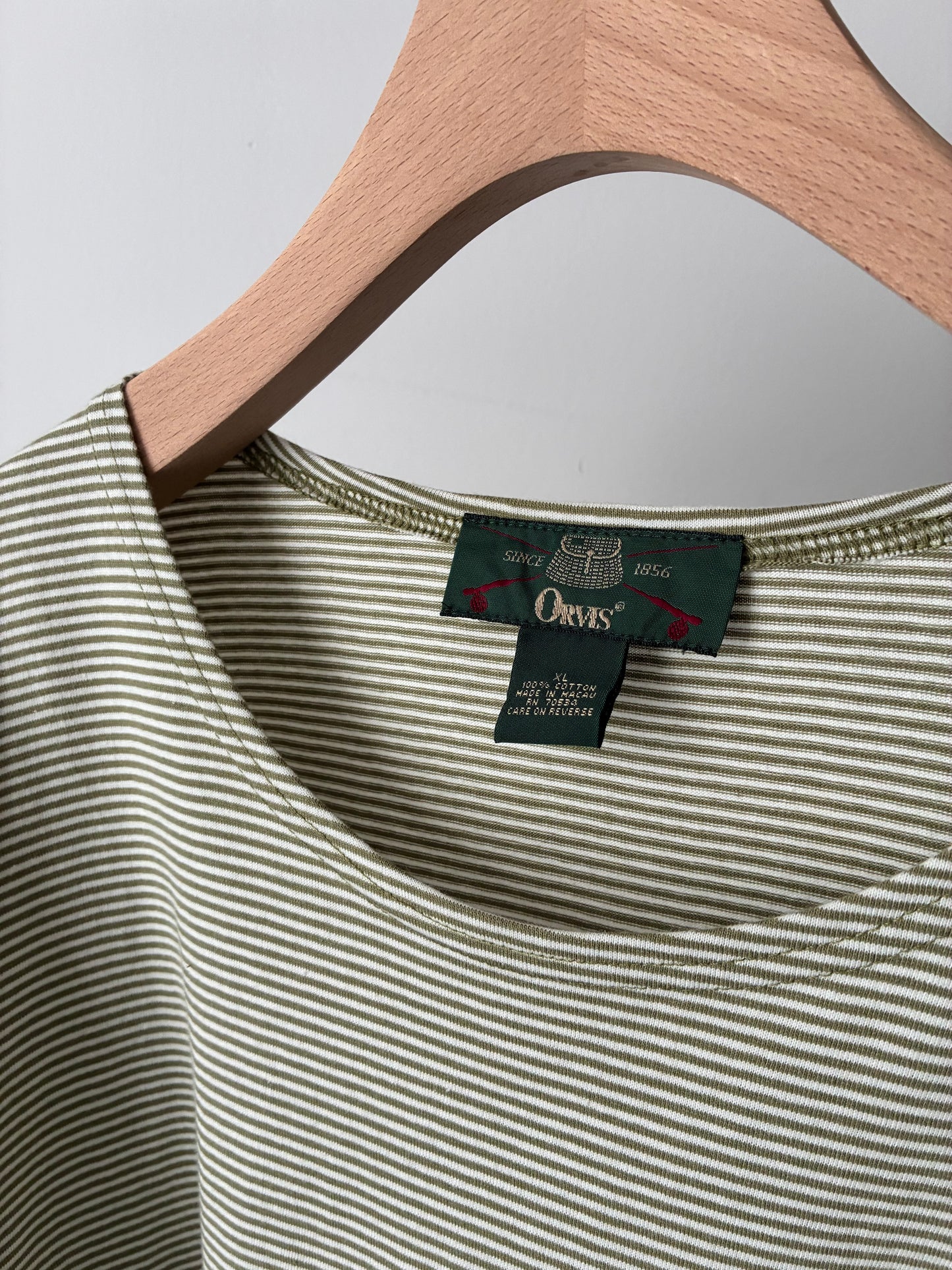 "ORVIS" cropped sleeve stripe tee