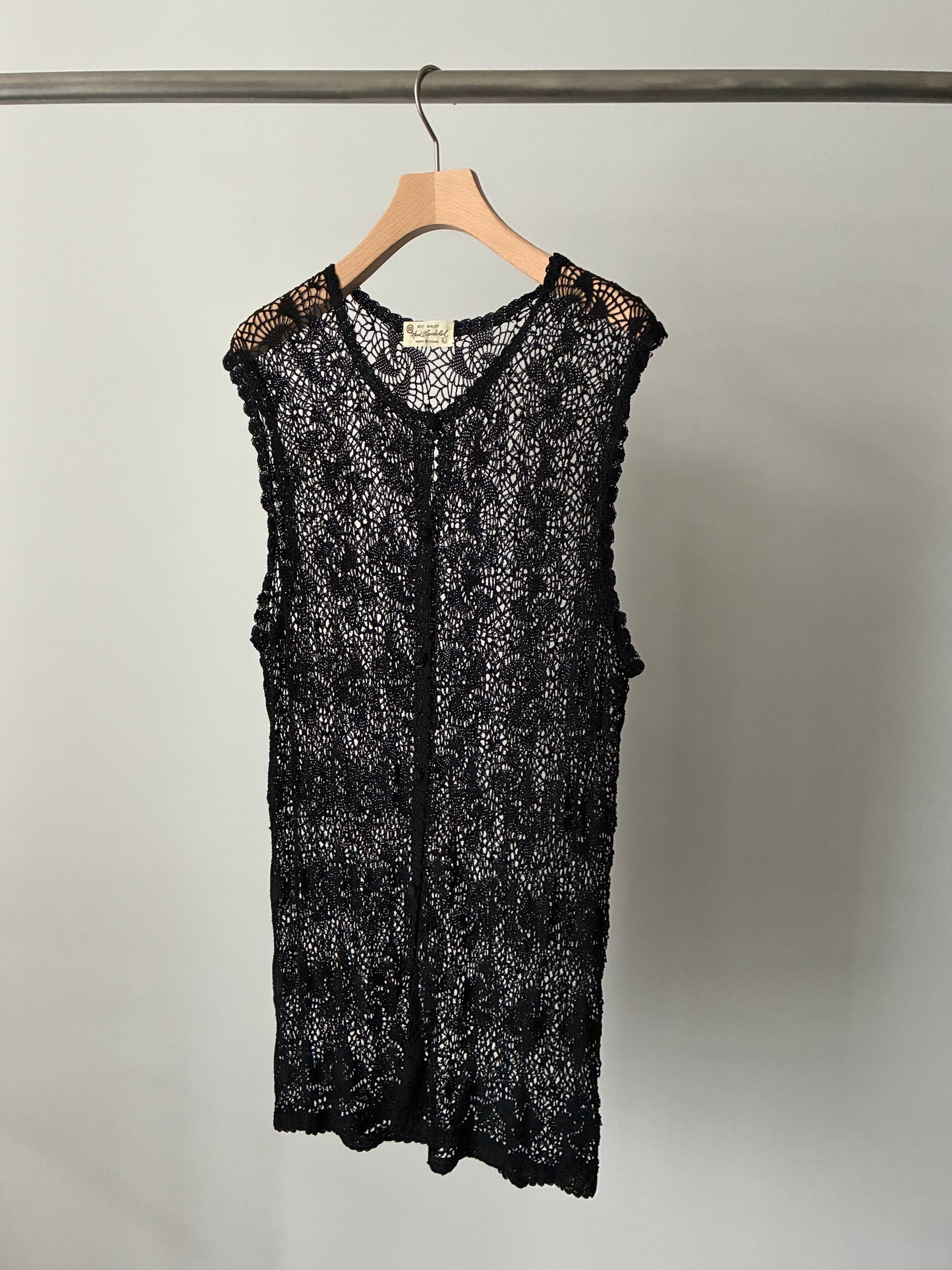 Embroidery low gauge knit long vest