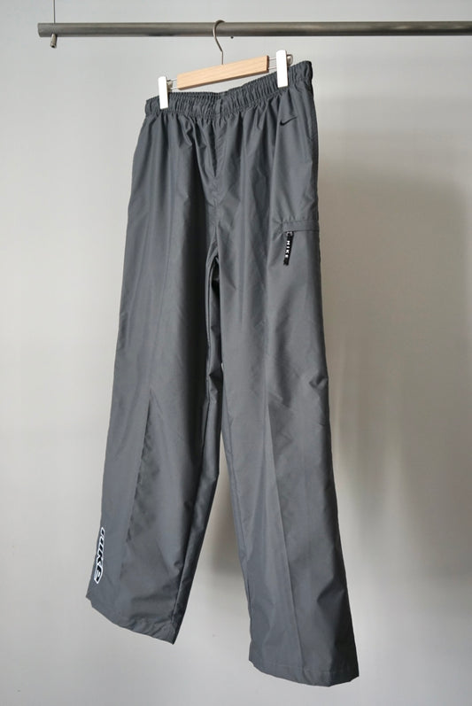 "NIKE" Logo nylon pants