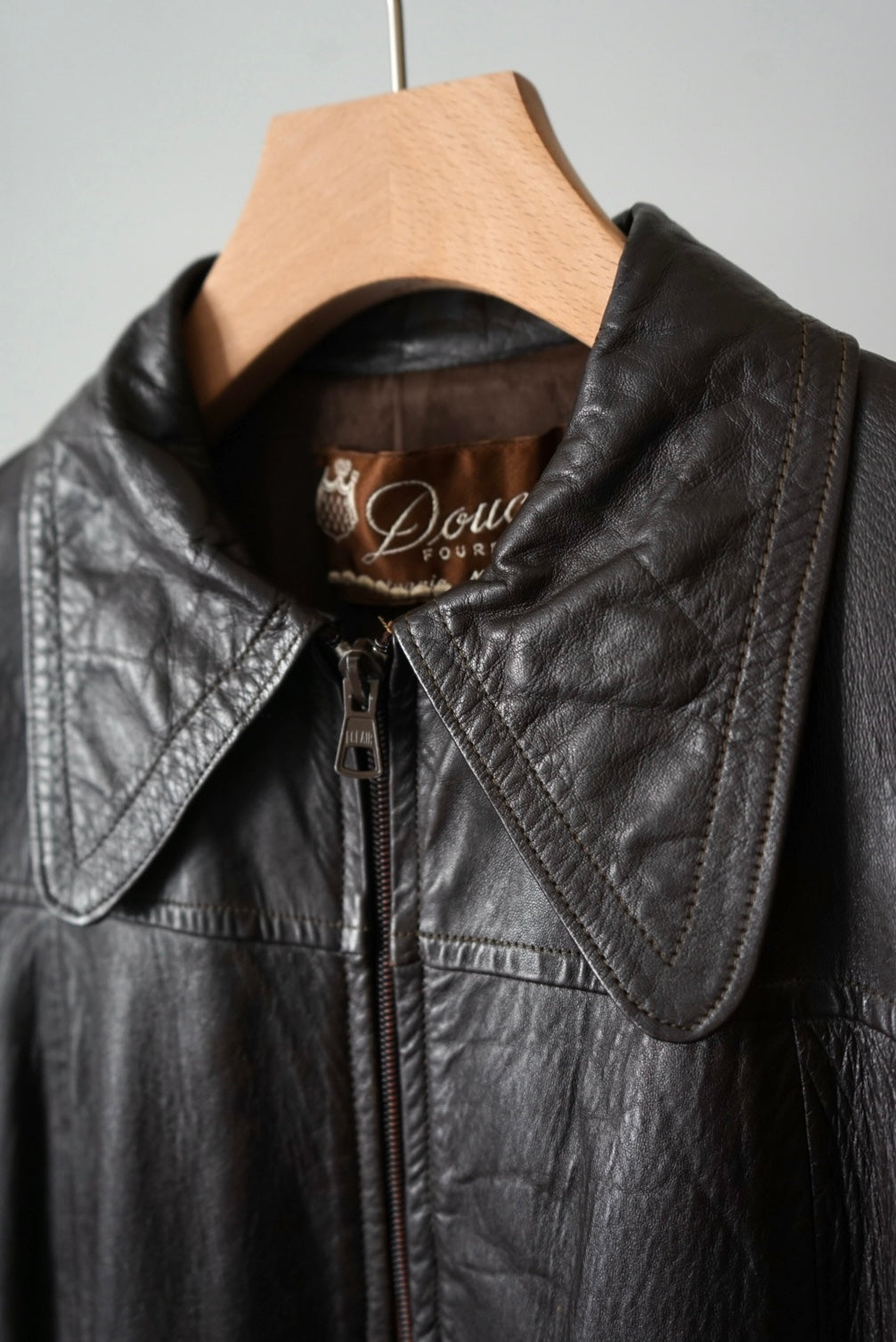 Design collar leather jacket