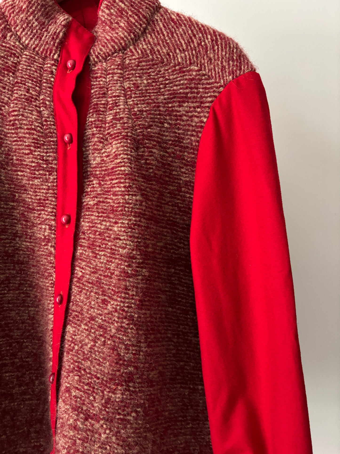 Switching stand collar blouson