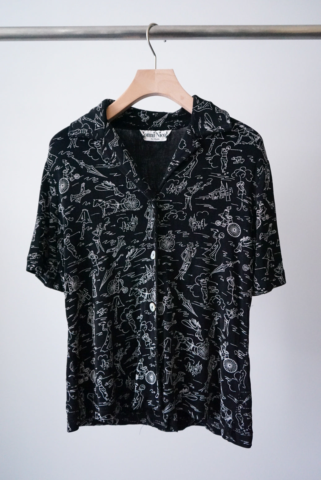 Retro print open collar shirt