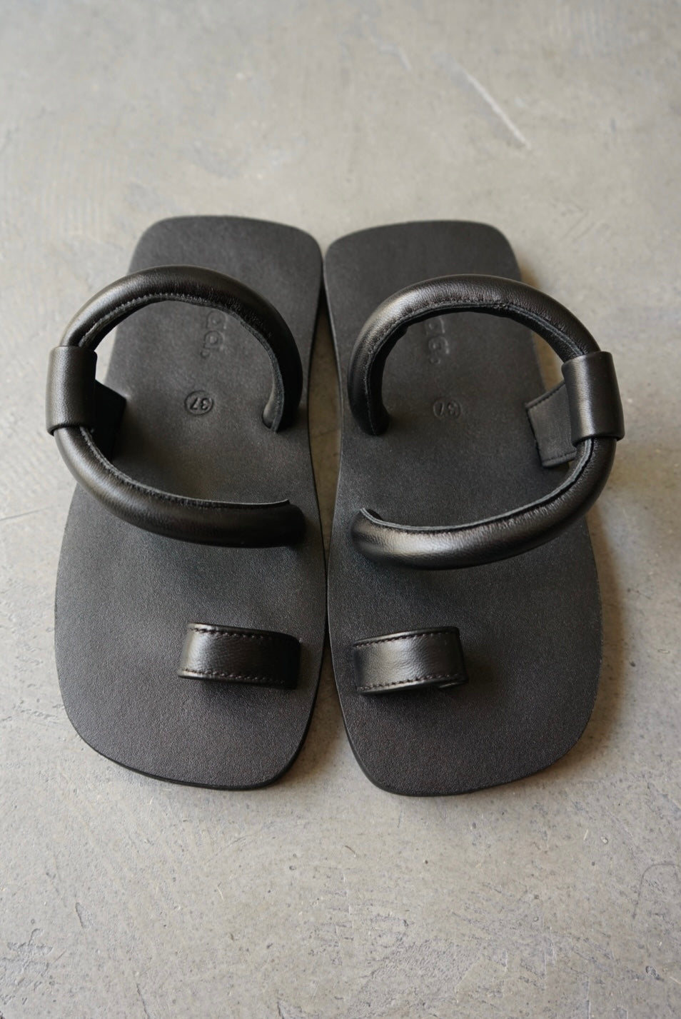 【Waa.studios】NO SANDALS