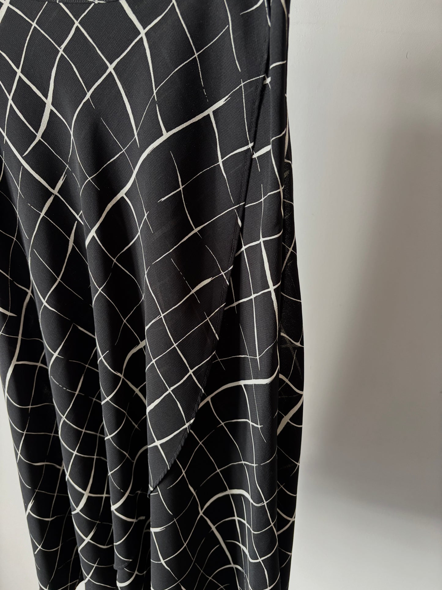 Layered design skirt