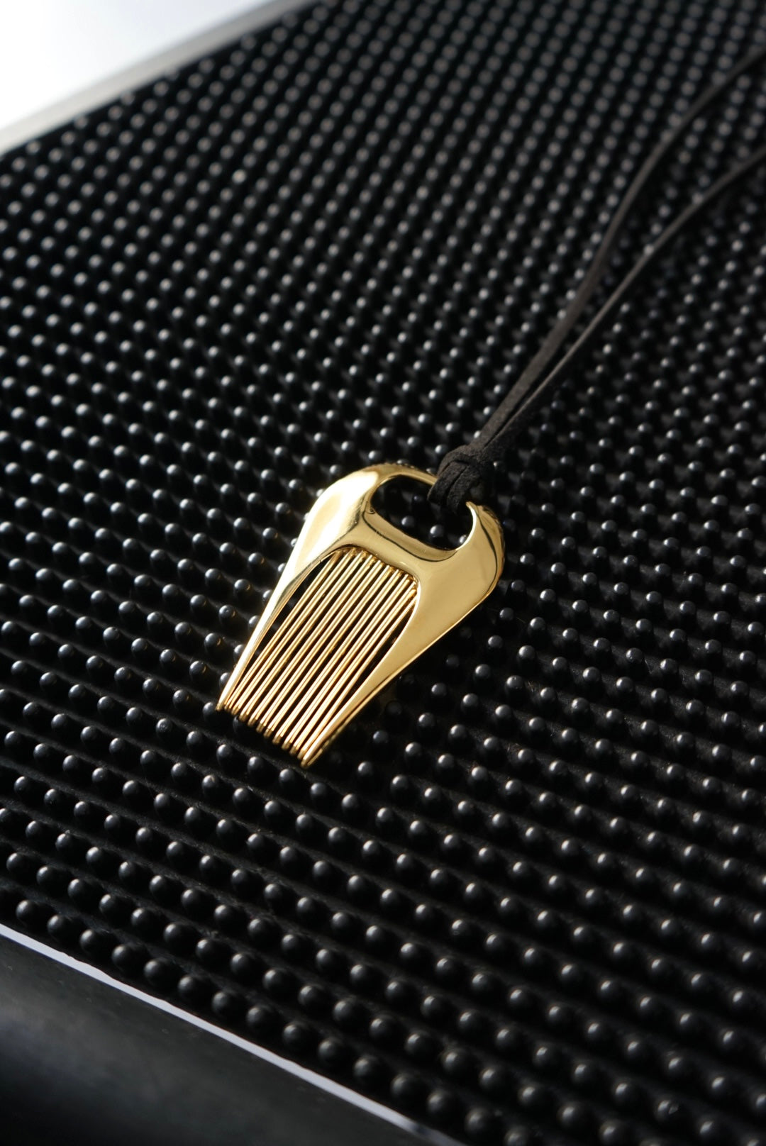 【third reasons】Hair comb on string