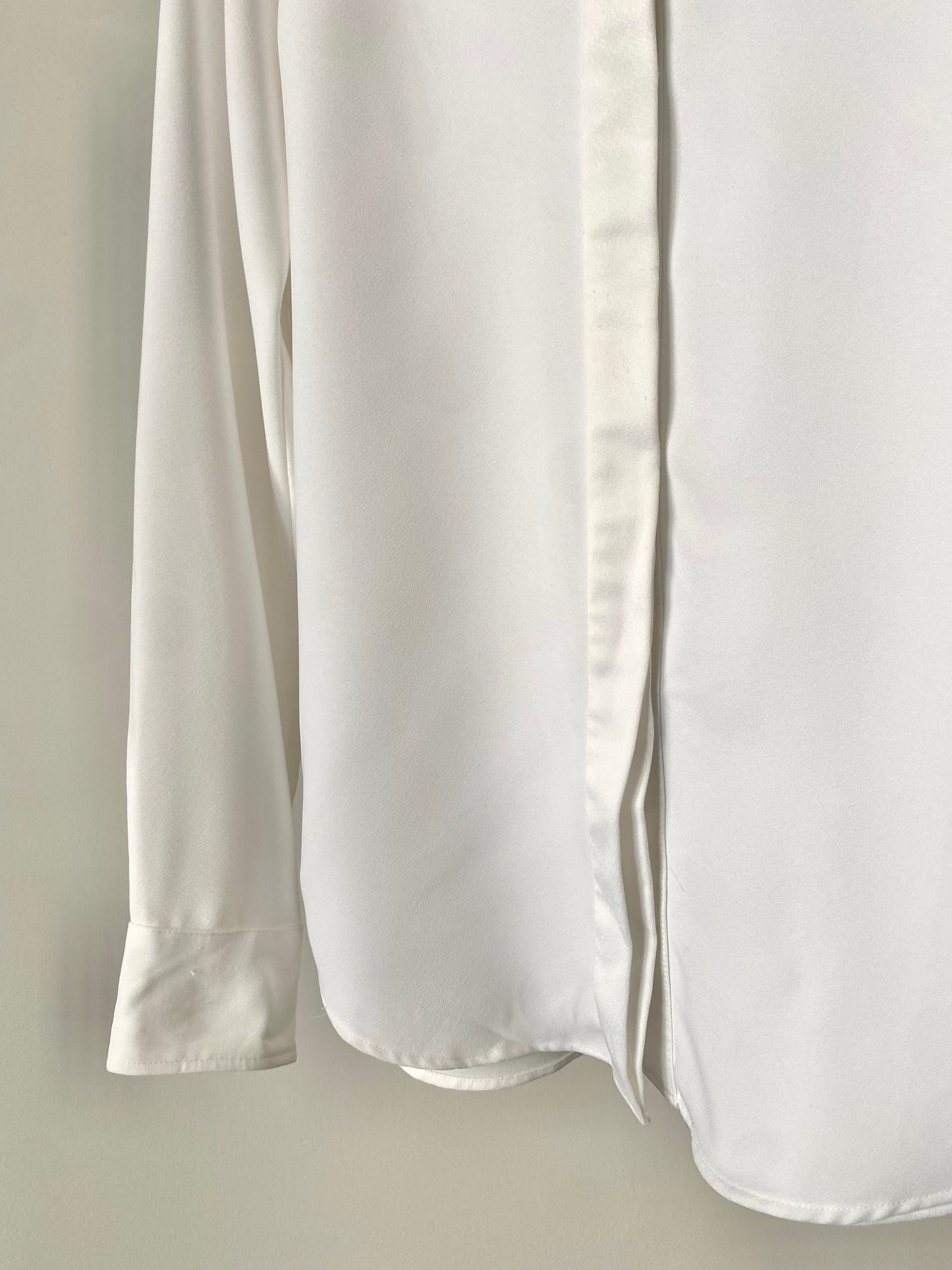 "TIFFANY & Co." fly front shirt