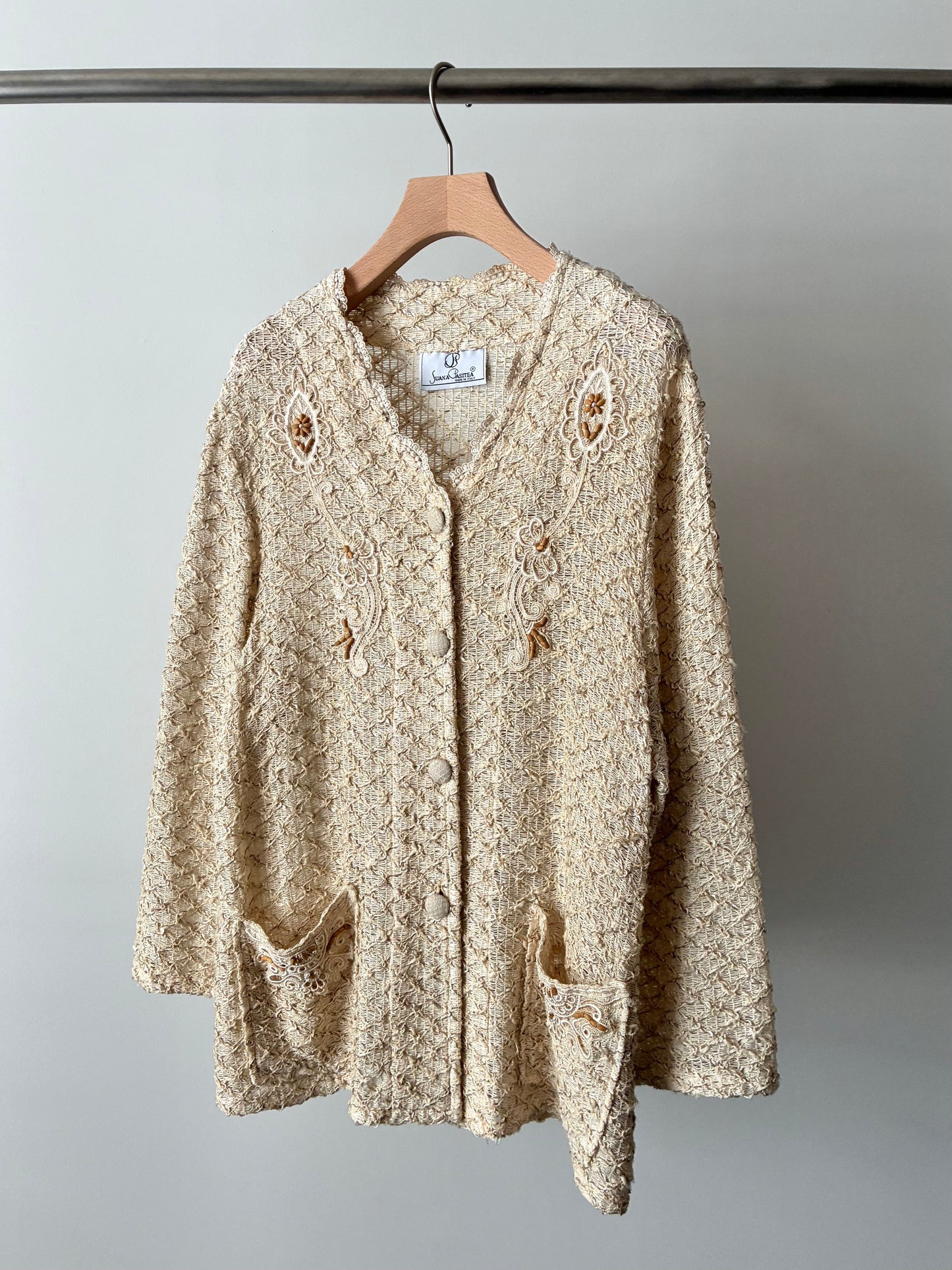 Design lace jacket