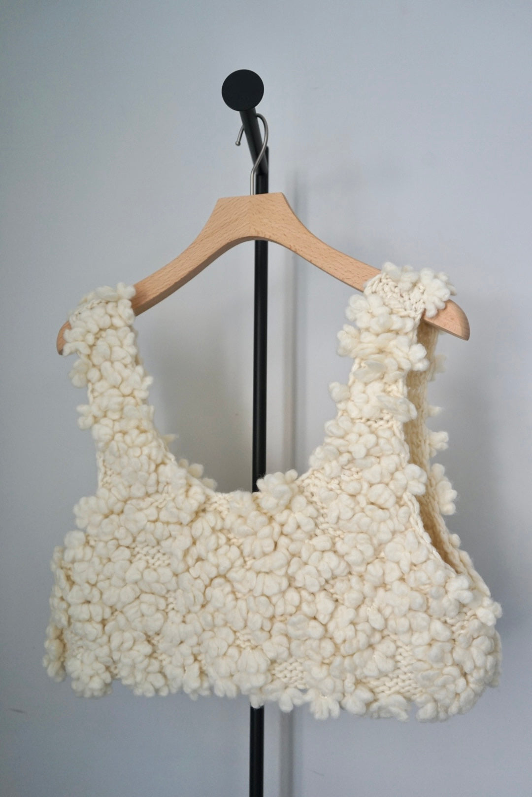 【HAKUJI】Hand-knitted vest (ivory)