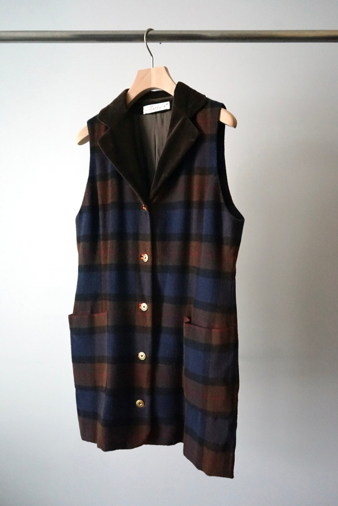 Velvet collar check vest made in Italy