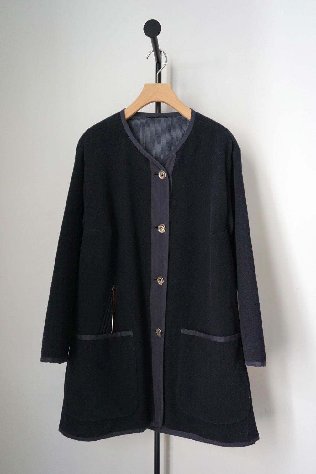 "DANIEL HECHTER" collarless coat
