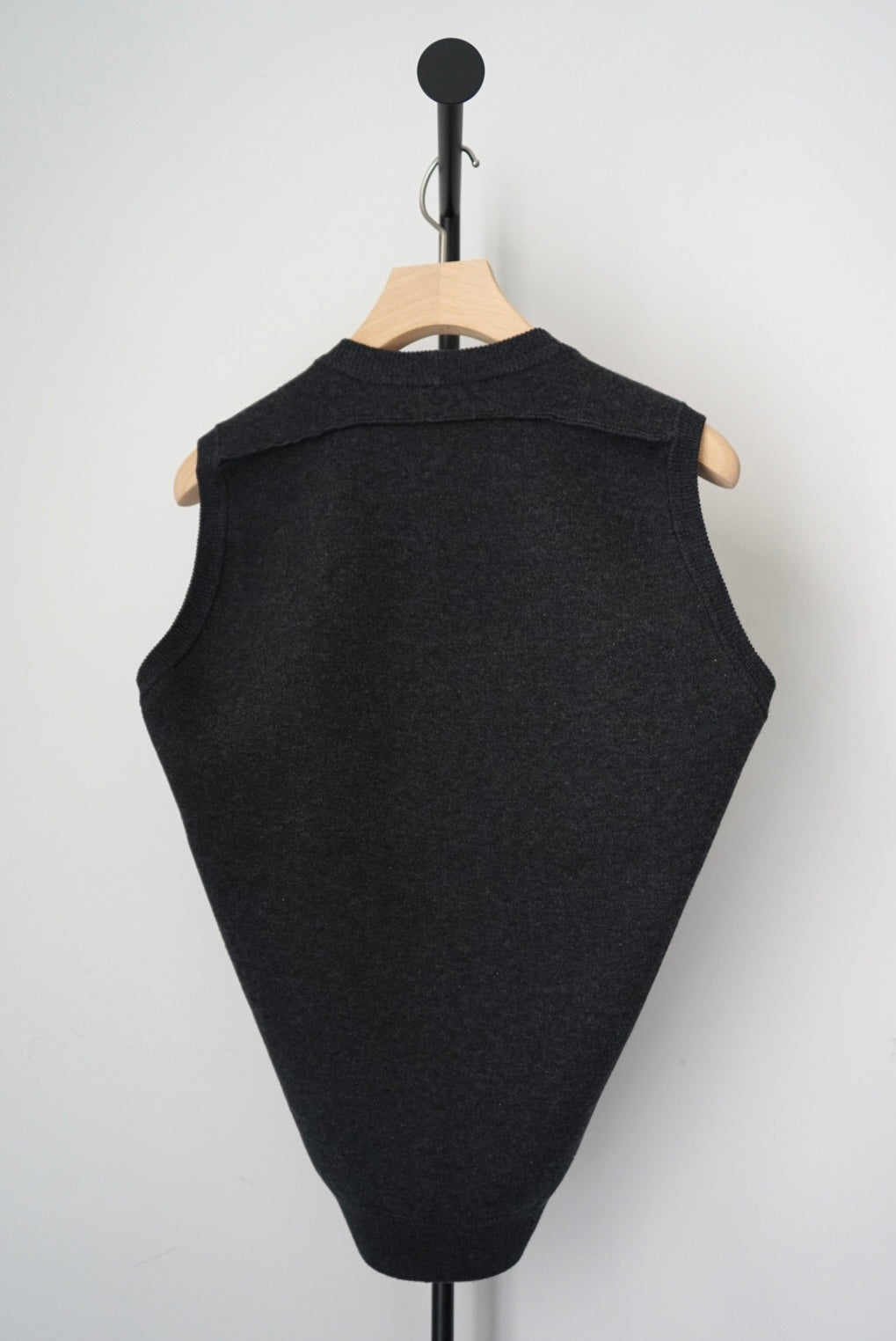 【tyn.TGOR】Saparate sweat -chacoal-
